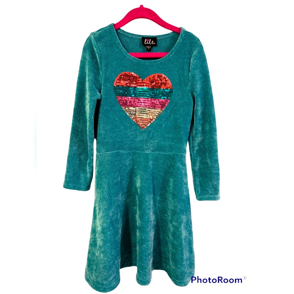Lilt dress size 7. No stains, damage or smells.